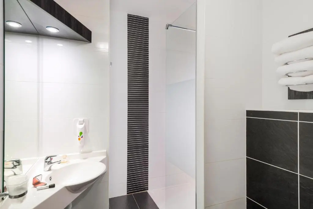 ibis Styles Rouen Val De Reuil - Chambres