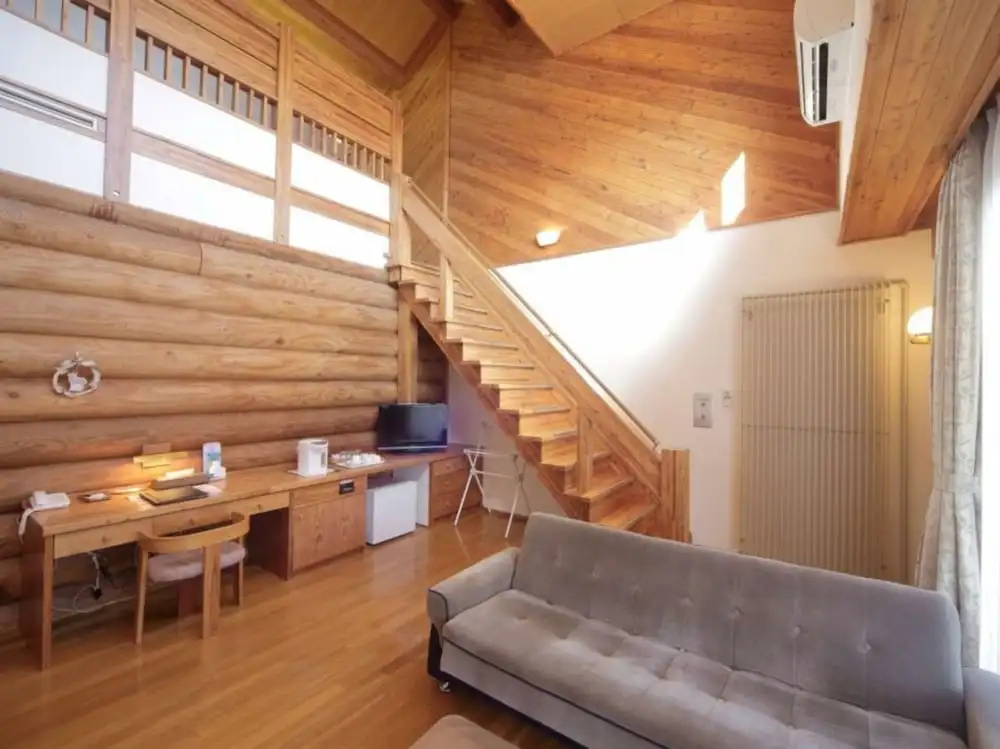 Lake Kanayama Log Hotel Larch - Chambres