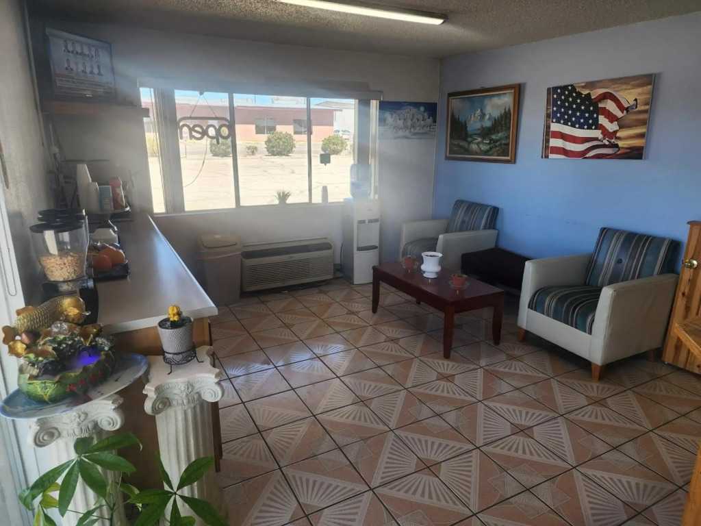 Satellite Inn - фото 41