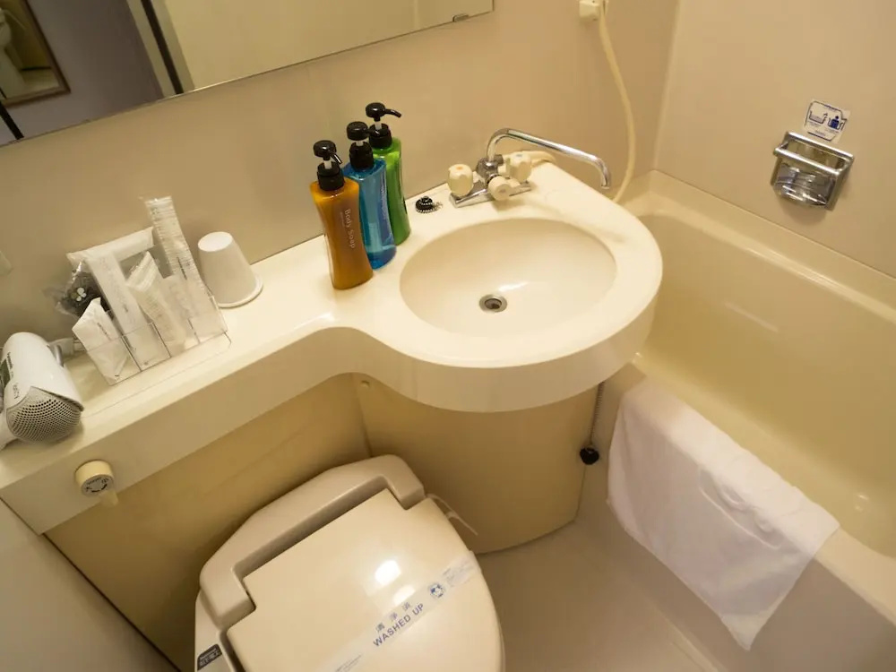 Economy room