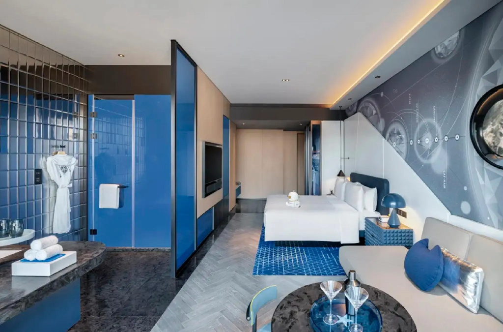 Standard Double room with city view (full double bed)