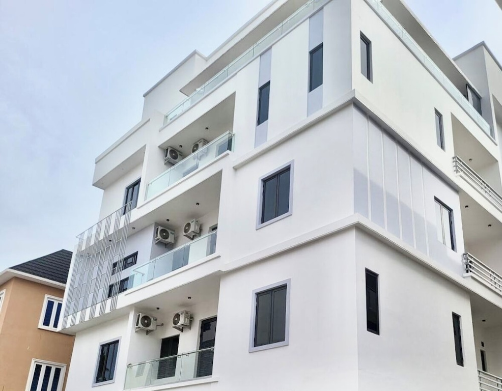 Vievely Suites and Apartments