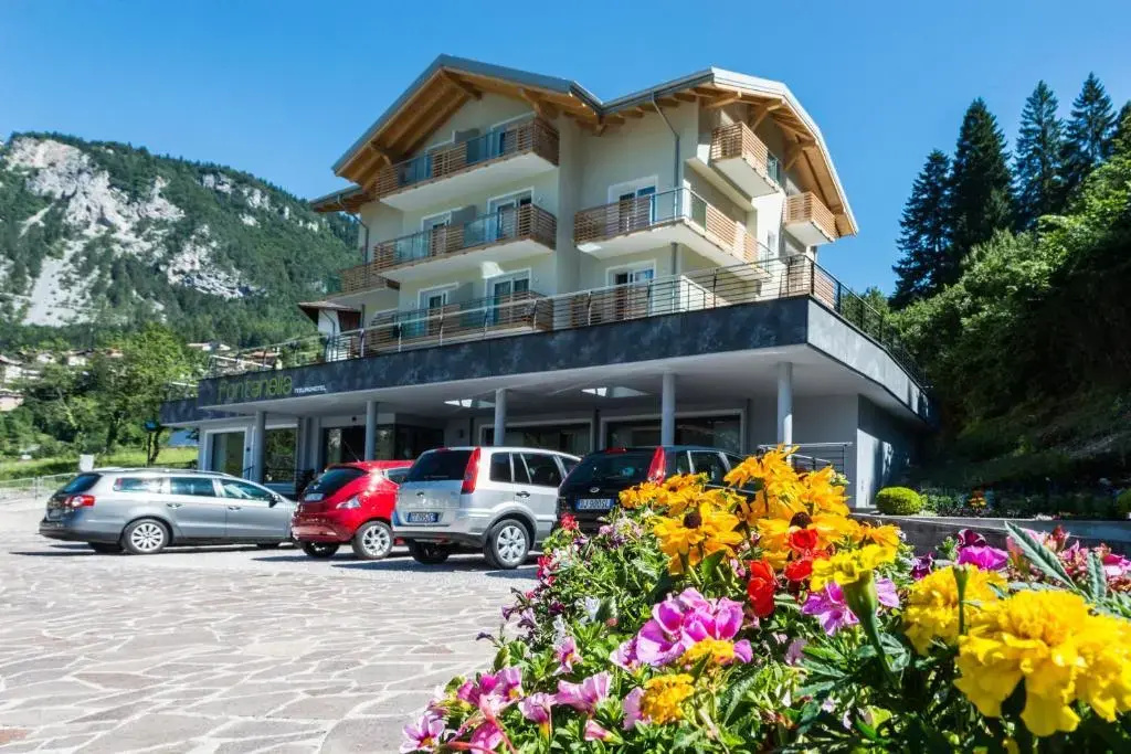 Hotel photo 8