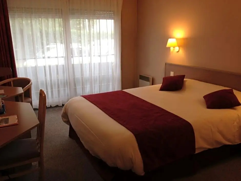 Logis Hôtel Arc en Ciel - Chambres