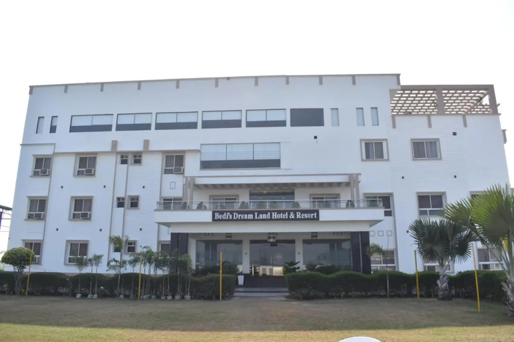 Bedi's Dream Land Hotel & Resort