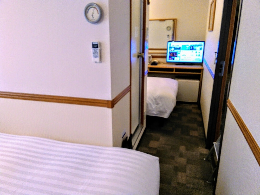 Toyoko Inn Shin-osaka Chuo-guchi Shinkan 사진 7
