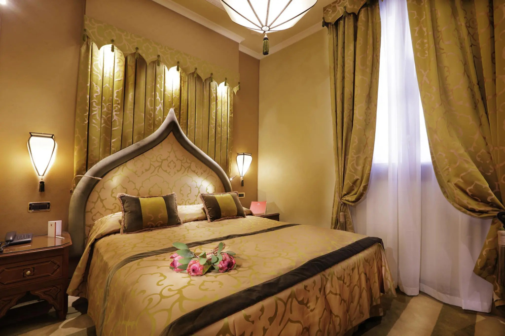 Classic Double room (full double bed)
