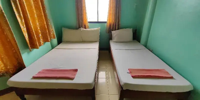 2 Bedrooms Standard Family room