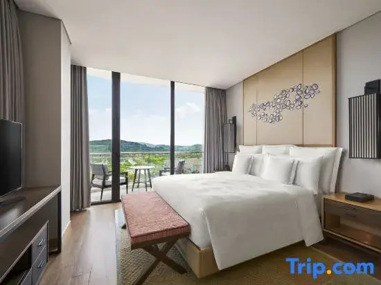 Intercontinental Phu Quoc Long Beach Resort