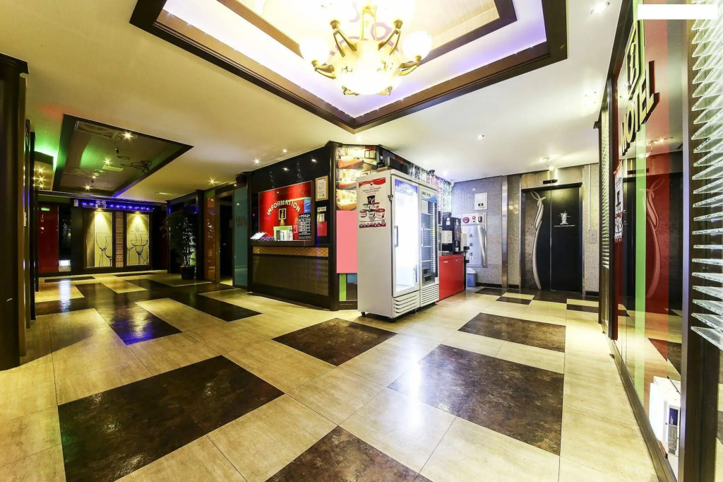 Hotel photo 12