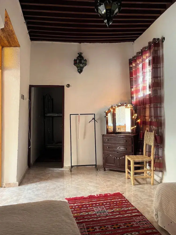 Comfort room