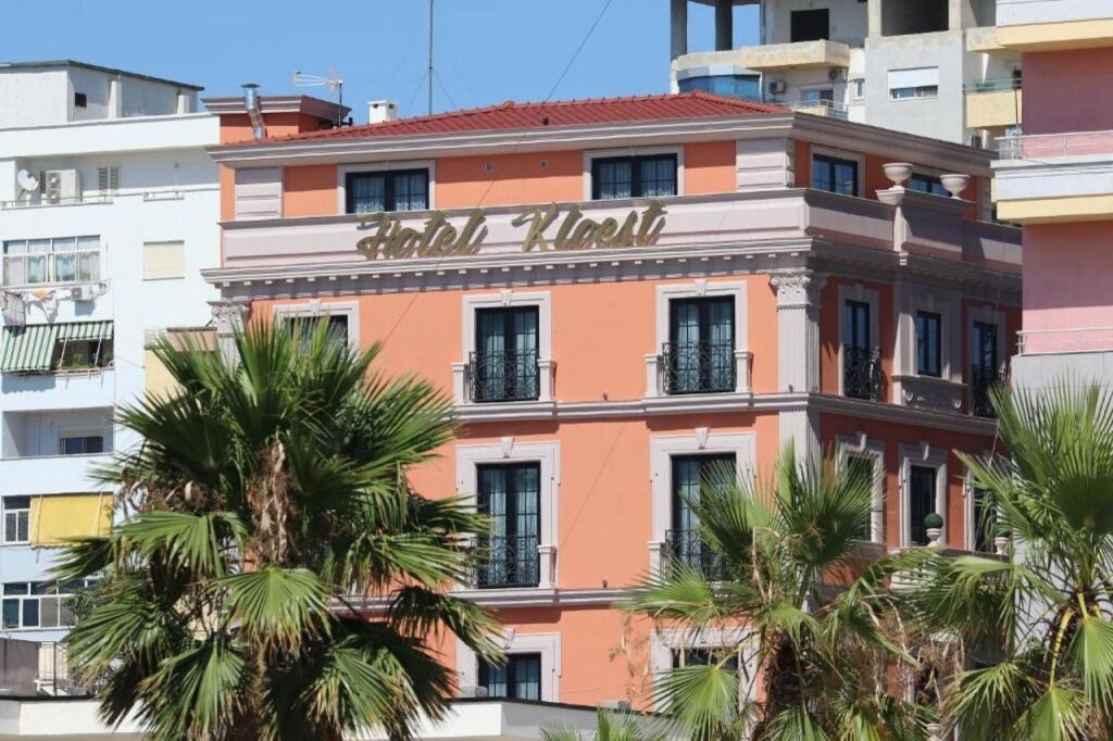 1. Hotel Kloest