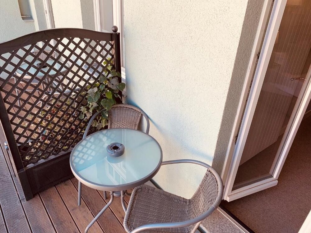 Balcony & Terrace
