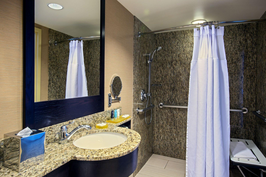 Crowne Plaza Lombard Downers Grove by IHG - Général