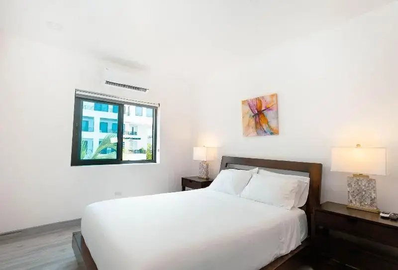 Deluxe Double room with view (full double bed)