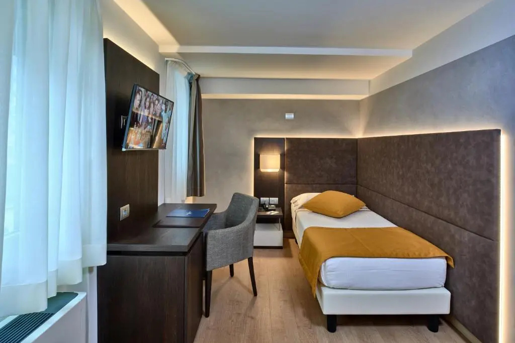 Superior Single room