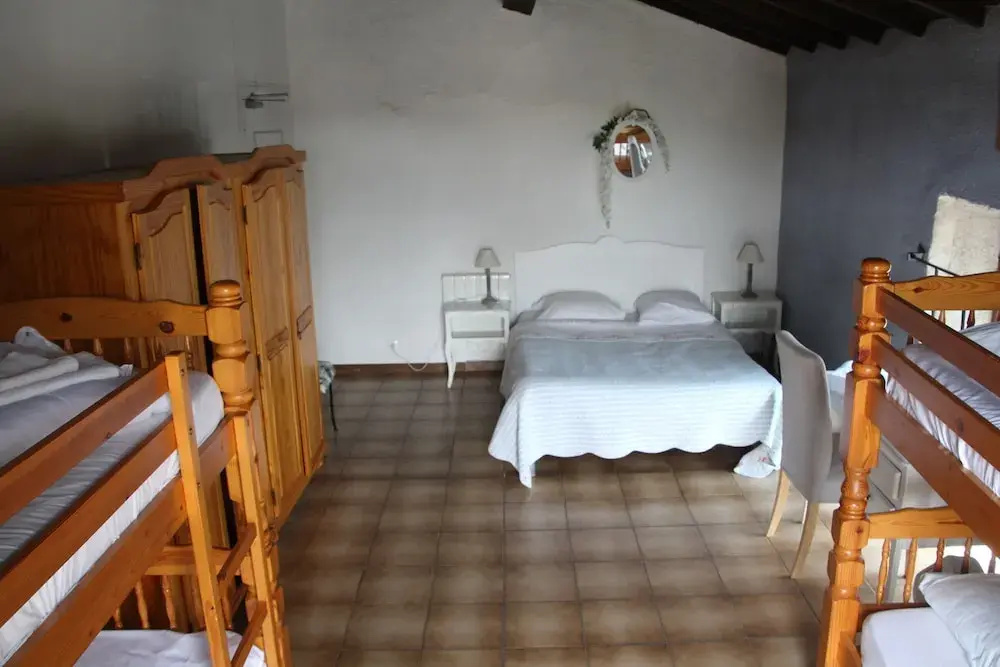 Voir la photo 4 — castel chambres