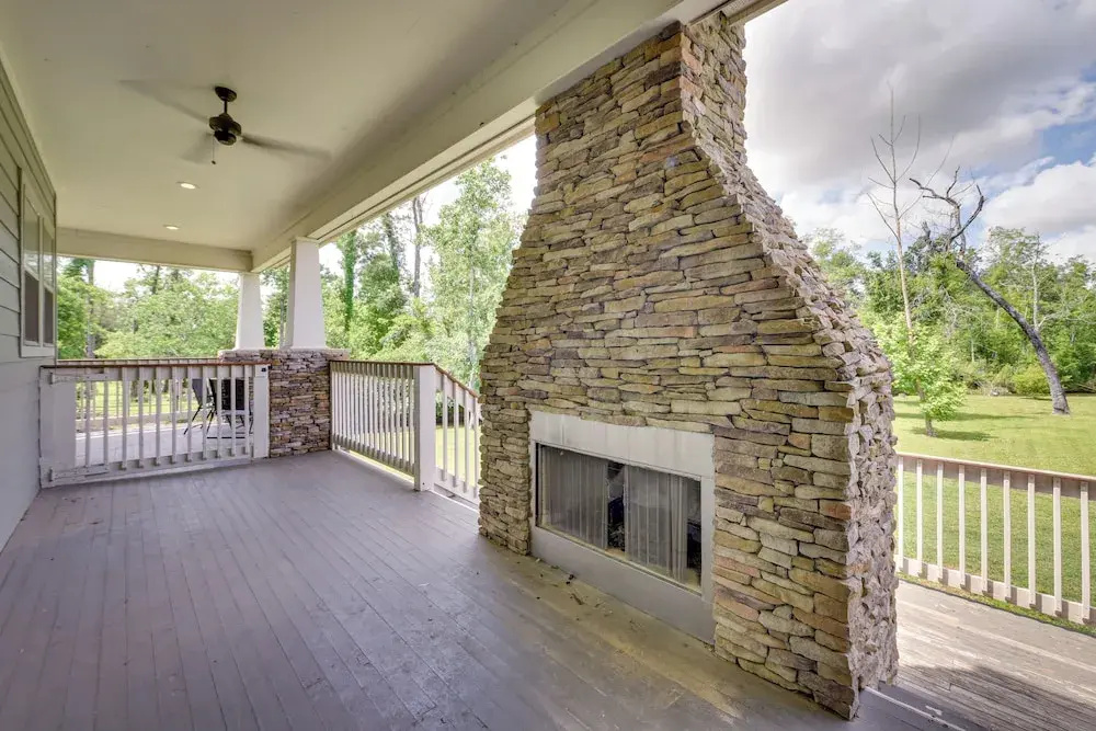 Spacious Lake Charles Craftsman - Pet Friendly!