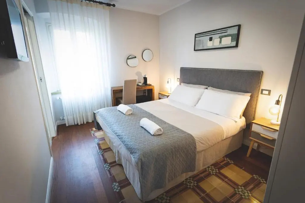 Economy room