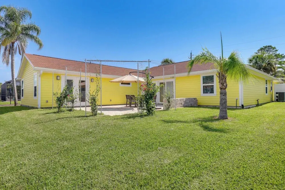 Waterfront Jacksonville Retreat w/ Boat Dock!