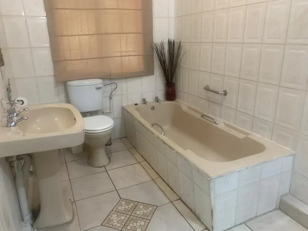 Comfort room