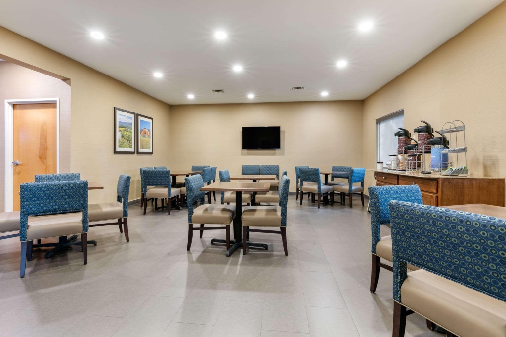 Comfort Suites Batesville - фото 22