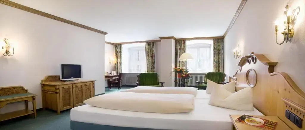 Post Hotel Mittenwald - Chambres