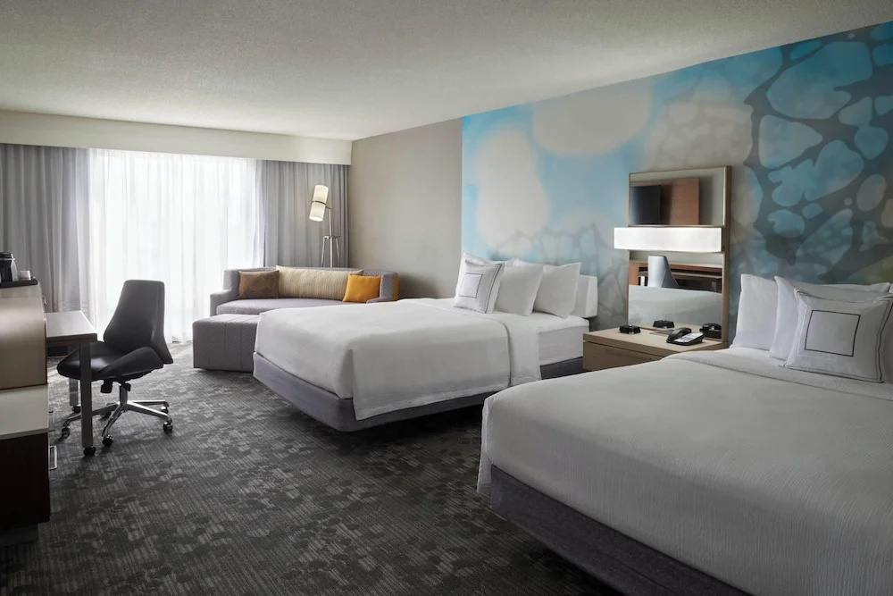 Courtyard by Marriott Toronto Airport - Chambres