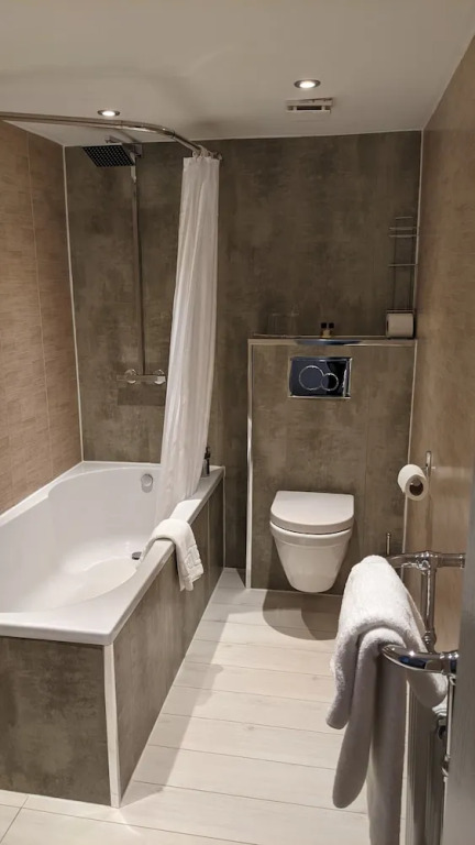 Healds Hall Hotel - 13