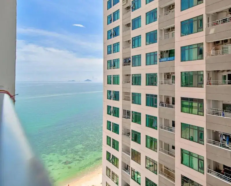 Hanz Business Suite Oceanus Condotel
