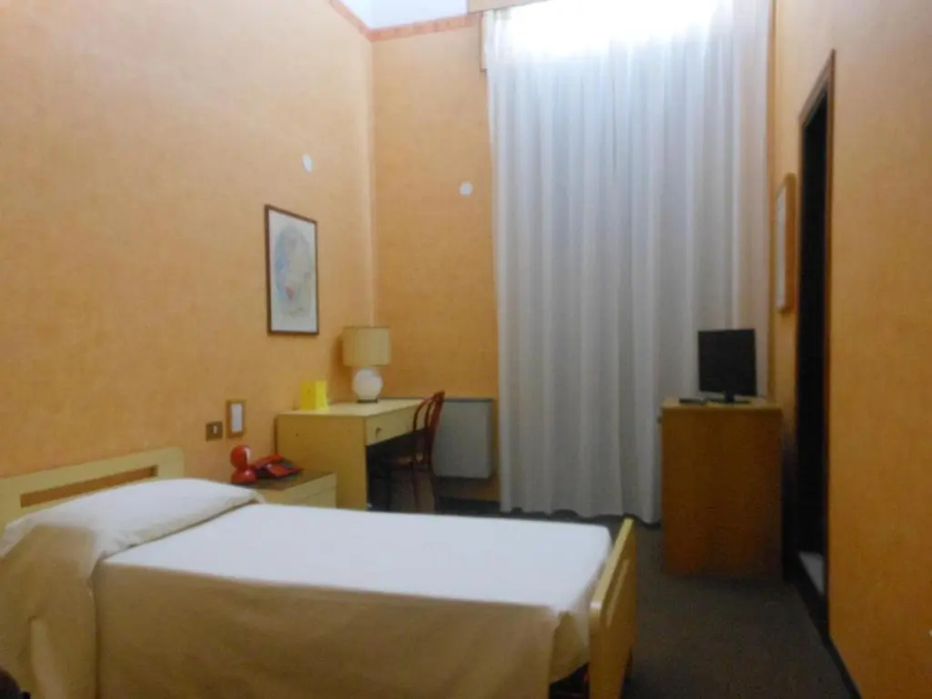 Hotel Corona - Chambres
