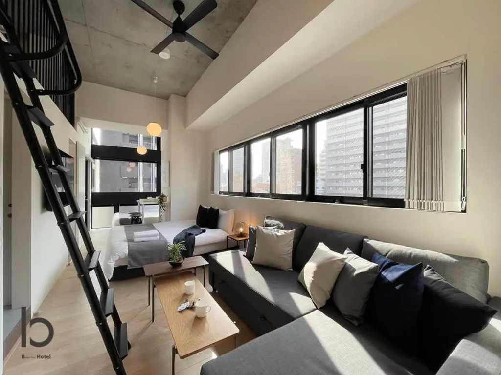 Newly open 1BR apt for 7ppl with loft and city scenic view