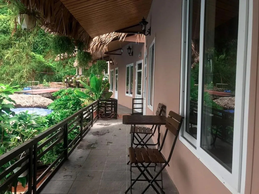 Catba Oasis Bungalows