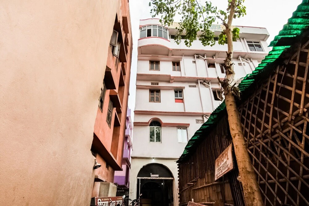 Shivam Guest House by OYO Rooms