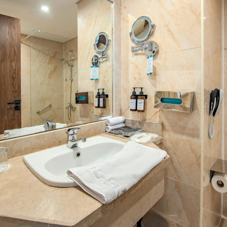 Отель SUNRISE Solara Aqua park Resort в Хургаде