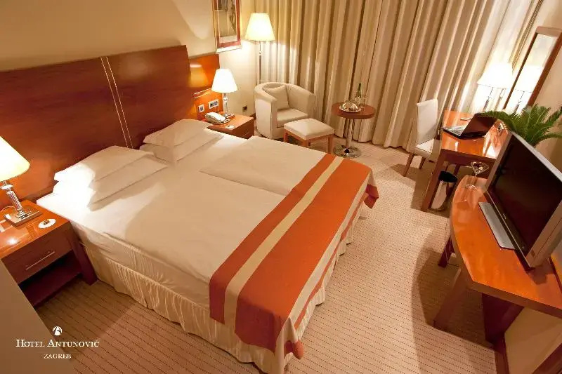 Hotel Antunovic Zagreb - Chambres