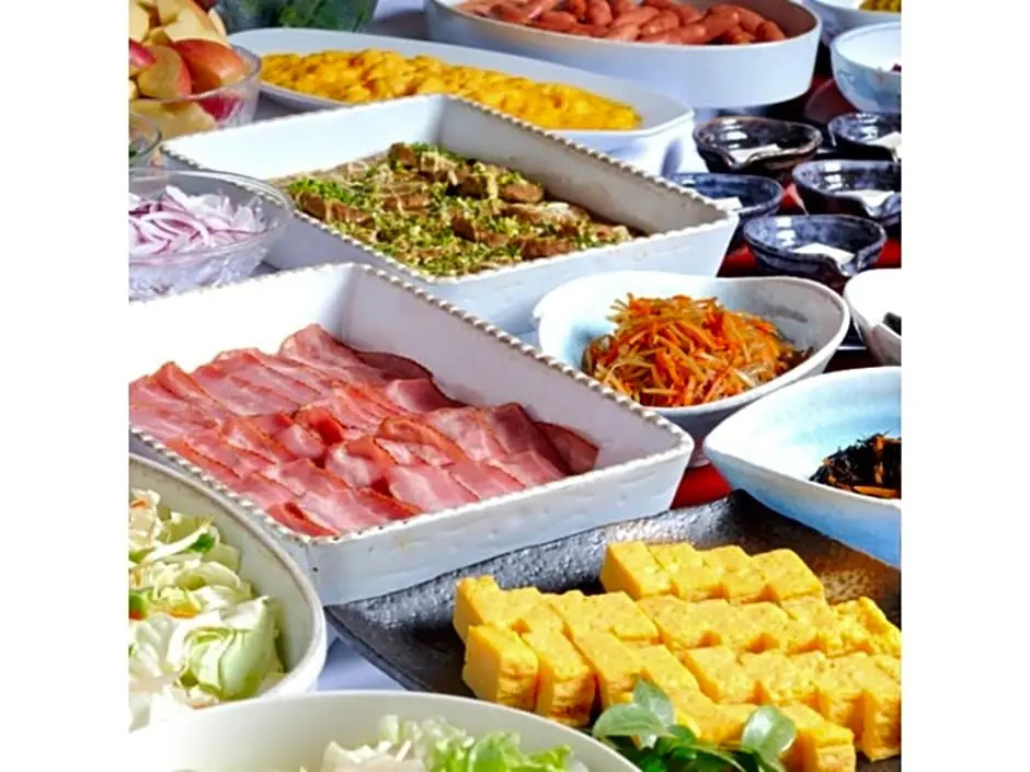 Food & Beverage