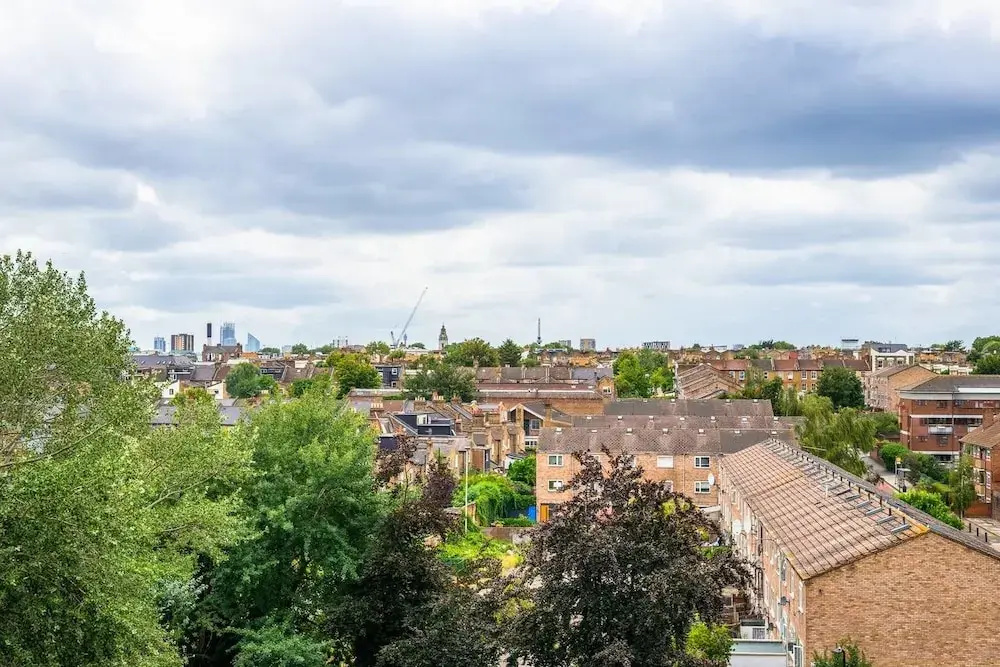 Amazing 2 Bedroom Flat in East London, Fits 5