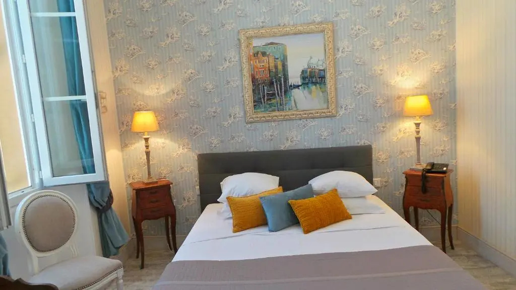 Superior room