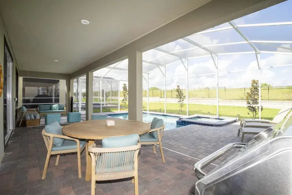 New Spacious Pool Home by Disney