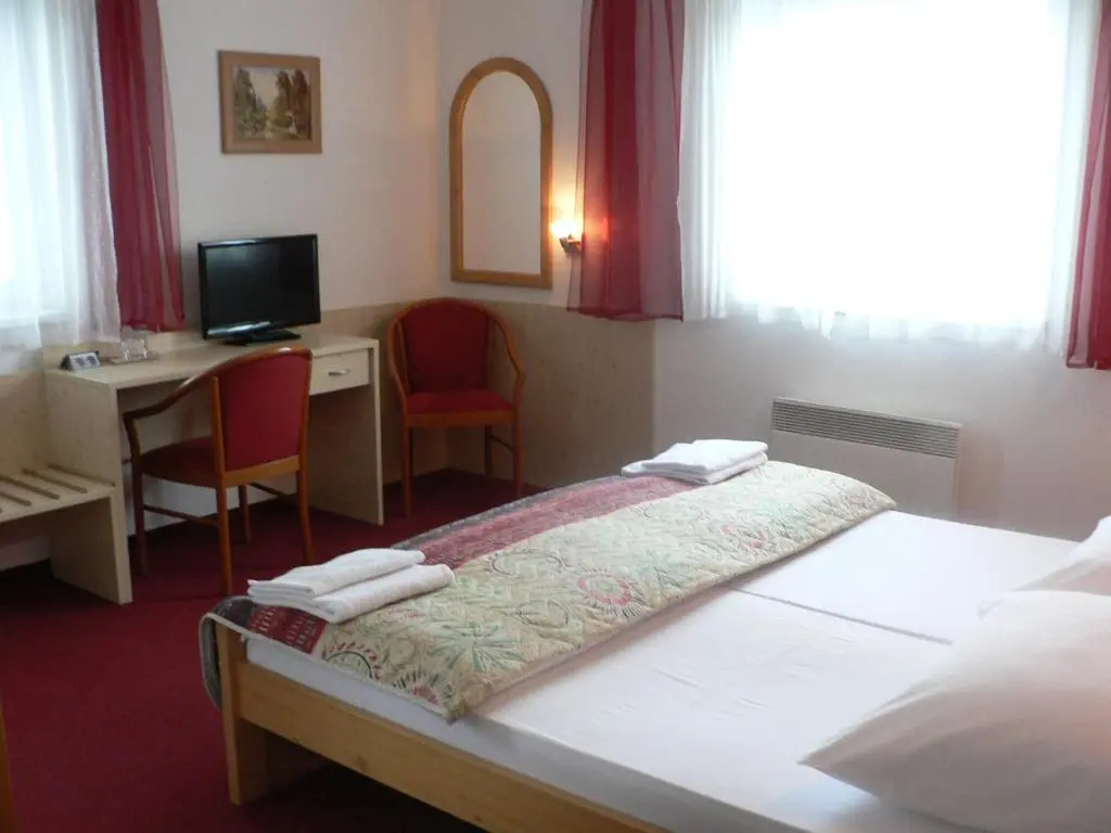 Pension Miltom - Chambres
