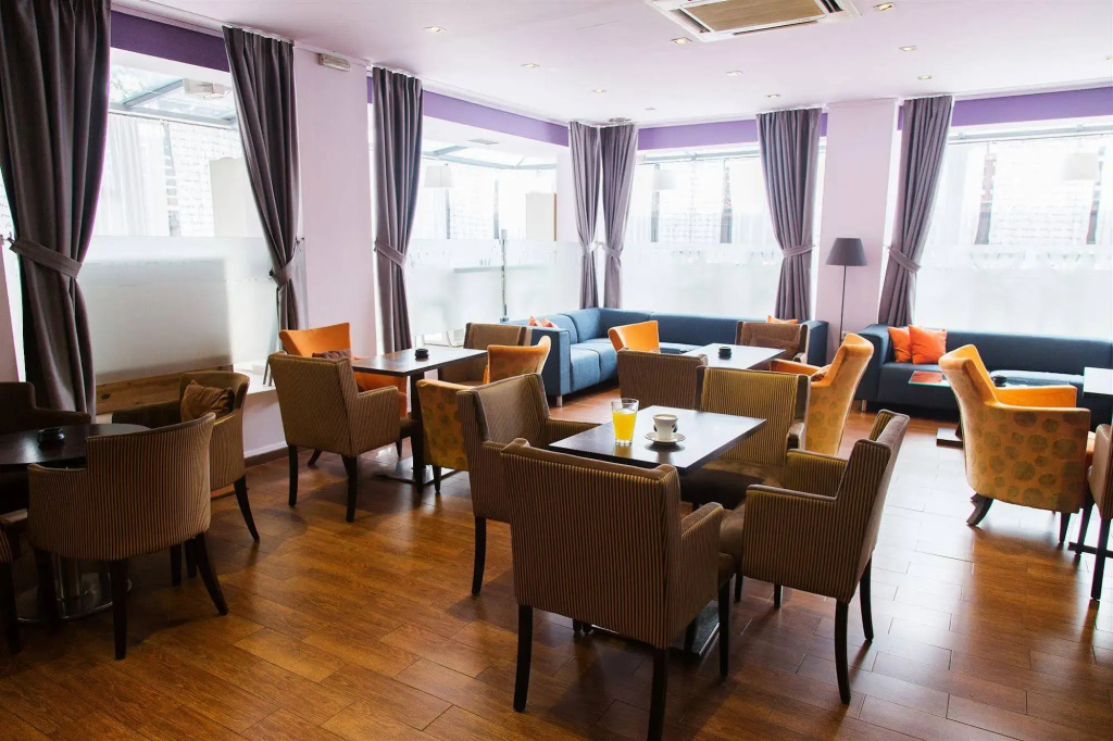 Galaxy Hotel - Général