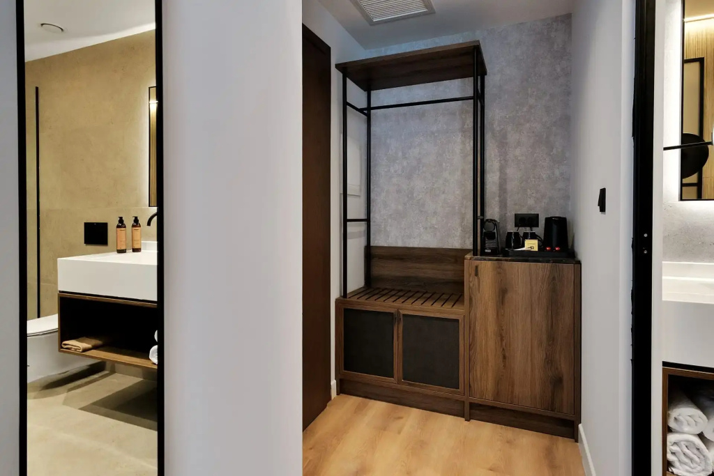 Premium room