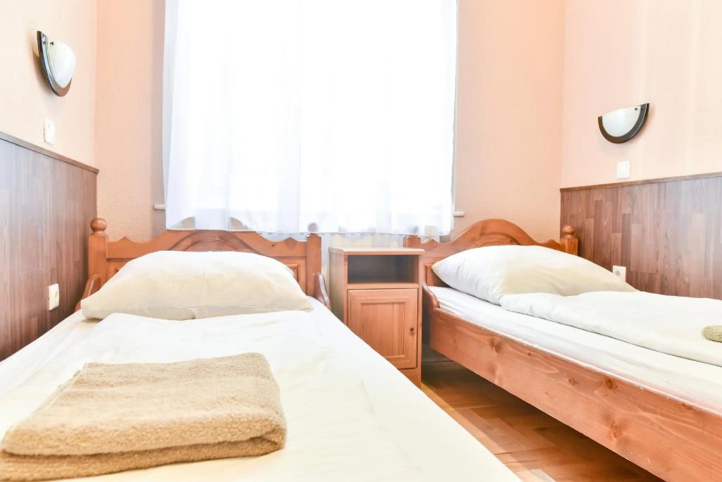 Отель Corvin Point Rooms and Apartments в Будапеште