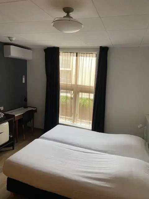 Hotel Café Restaurant Monopole - Chambres