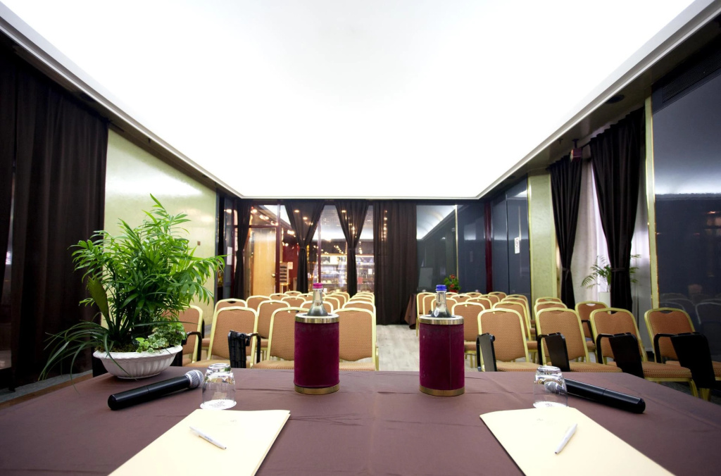 Hotel Diplomatic - Général