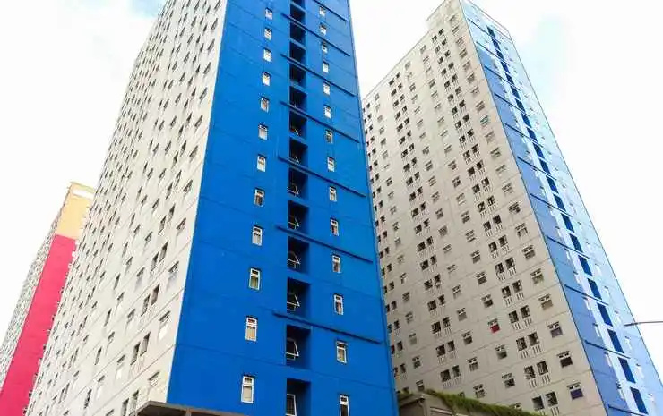 Compact and Cozy Studio Apartment Green Pramuka City By Travelio