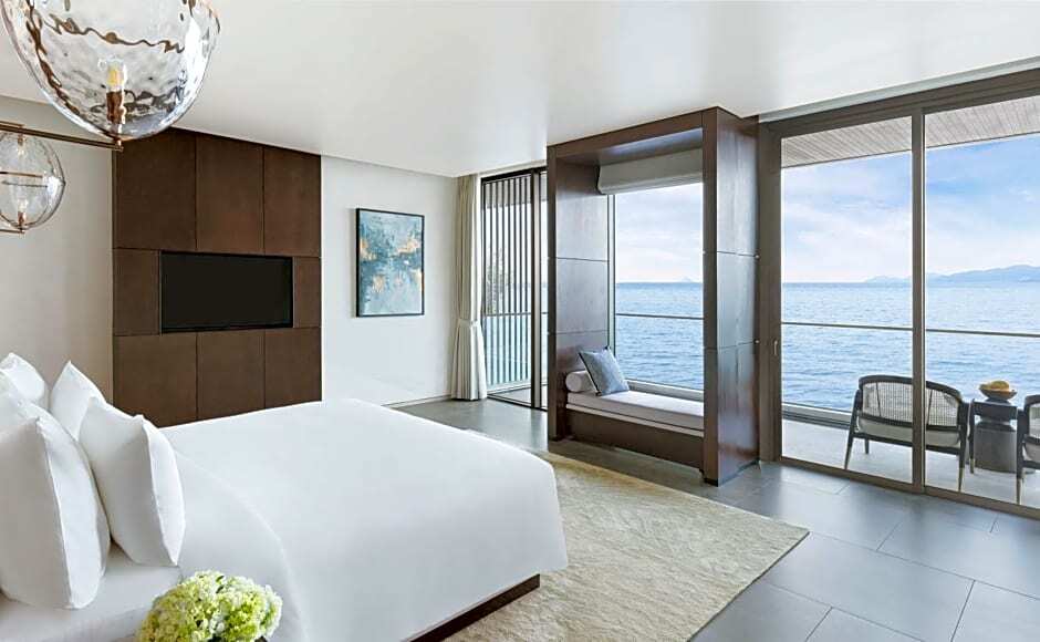 Вилла с бассейном c 1 комнатой oceanfront в Villa Le Corail, A Gran Melia Hotel