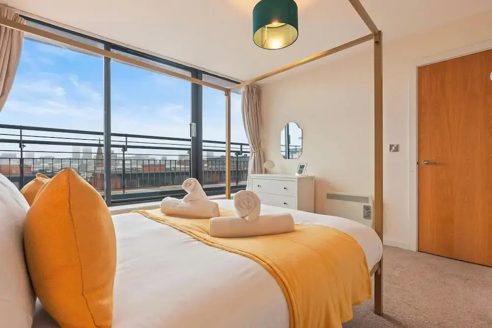 The Royale Penthouse - Skyline View - Balcony