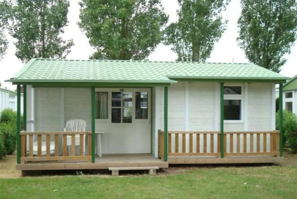3 Bedrooms Bungalow